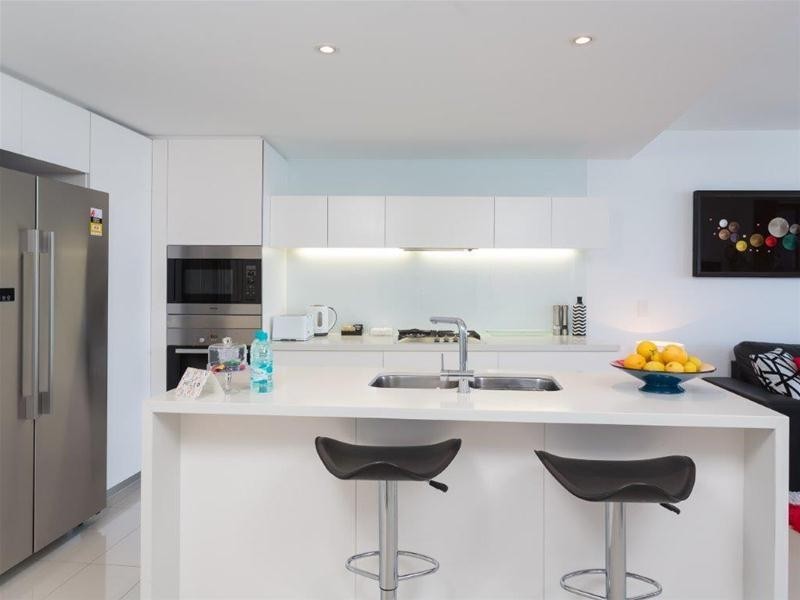 2003 /1 Oracle Boulevard, Broadbeach QLD 4218