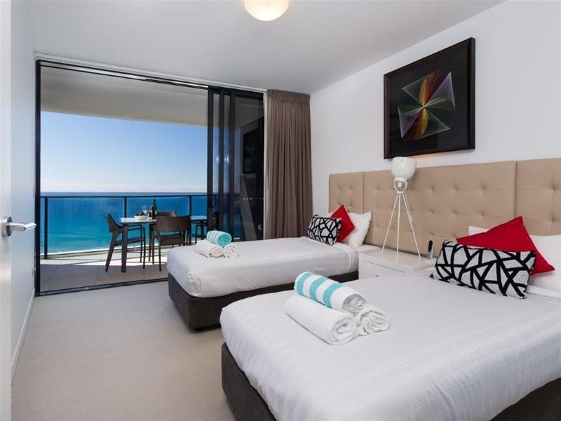 2003 /1 Oracle Boulevard, Broadbeach QLD 4218