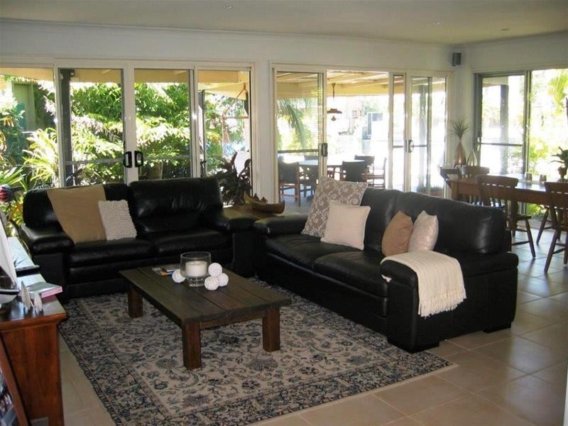 11 The Lido, Isle Of Capri QLD 4217