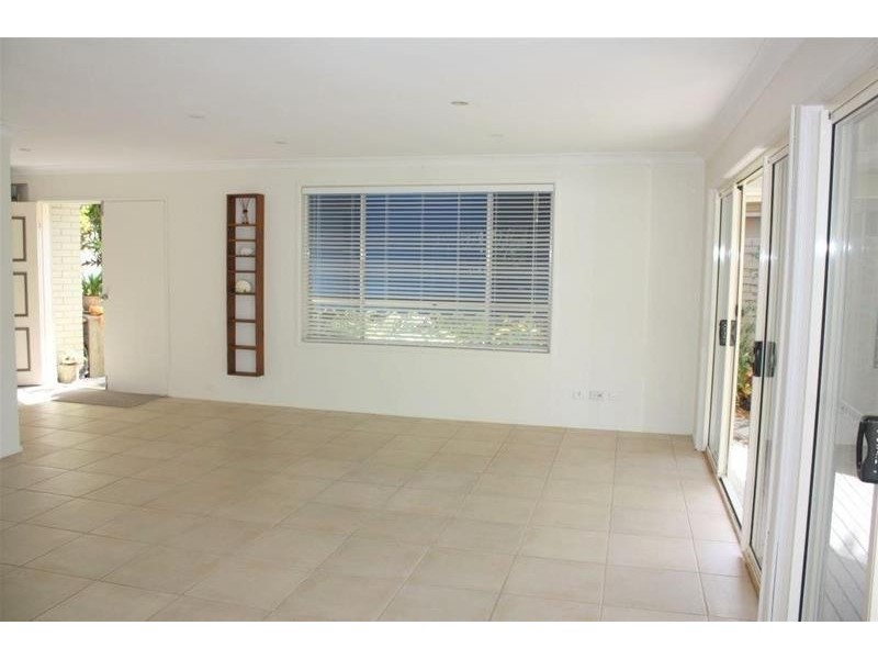 11 The Lido, Isle Of Capri QLD 4217