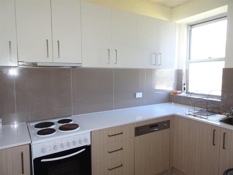 5/15 Pacific Street, Main Beach QLD 4217