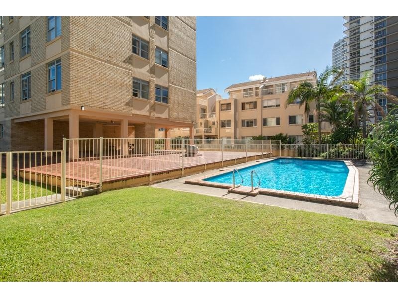 5/15 Pacific Street, Main Beach QLD 4217