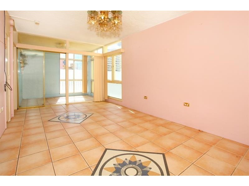 2A/34 Hanlan Street, Surfers Paradise QLD 4217