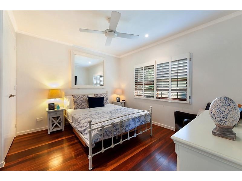 27 Egerton Street, Southport QLD 4215