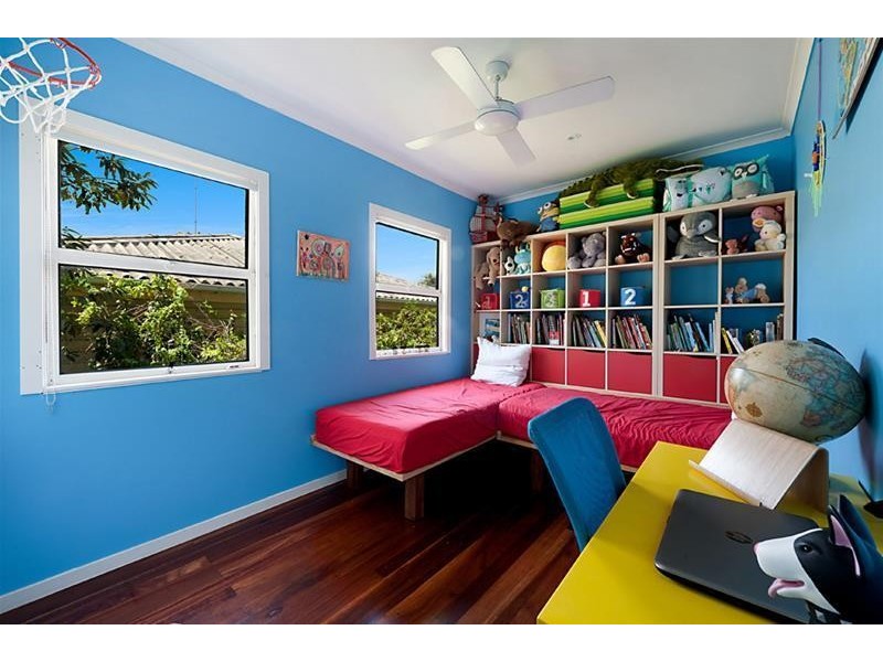 27 Egerton Street, Southport QLD 4215