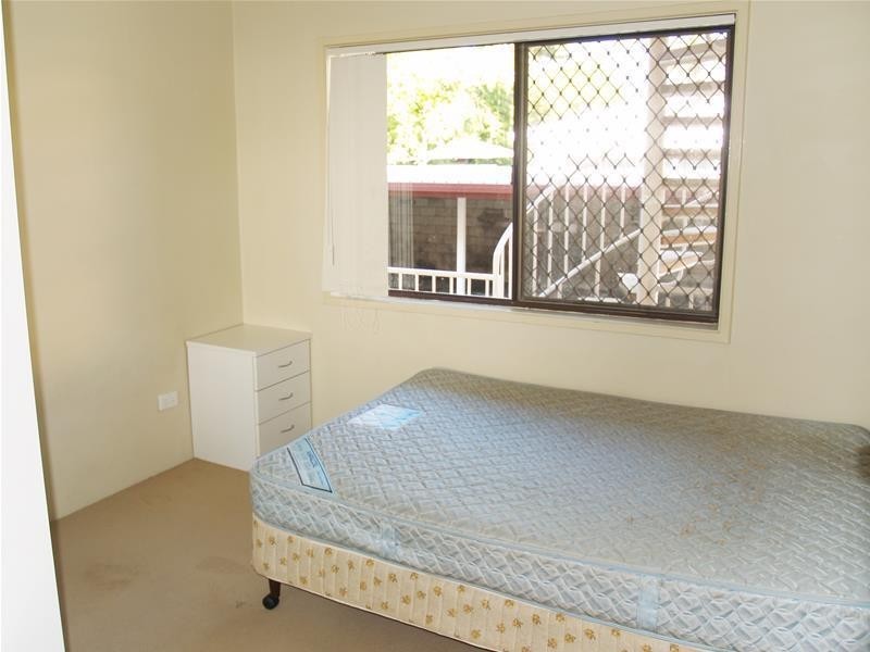 28 Sunrise Boulevard ‘Sunsand’, Surfers Paradise QLD 4217