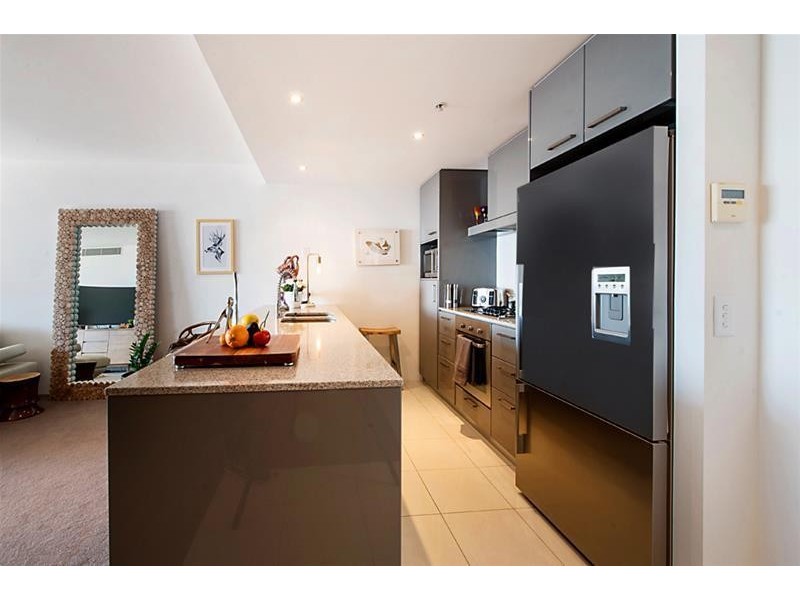 4 Wahroonga Place, Surfers Paradise QLD 4217