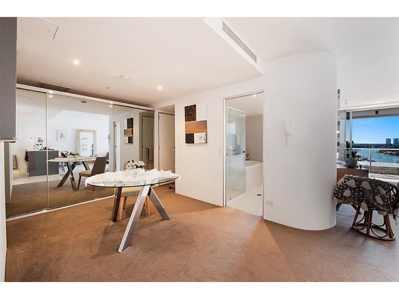 4 Wahroonga Place, Surfers Paradise QLD 4217