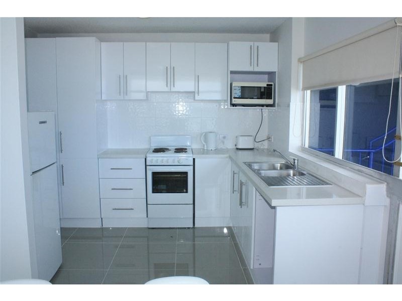 702/43 Garfield Terrace, Surfers Paradise QLD 4217