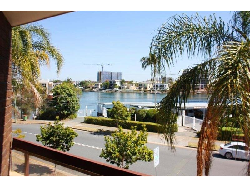 3/31-33 Watson Esplanade, Surfers Paradise QLD 4217