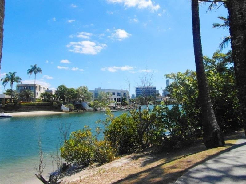 3/31-33 Watson Esplanade, Surfers Paradise QLD 4217