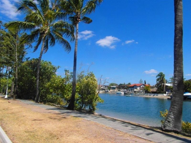 3/31-33 Watson Esplanade, Surfers Paradise QLD 4217