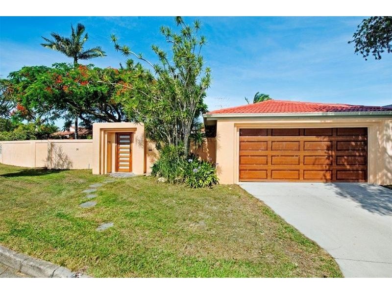 26 Platypus Avenue, Sorrento QLD 4217