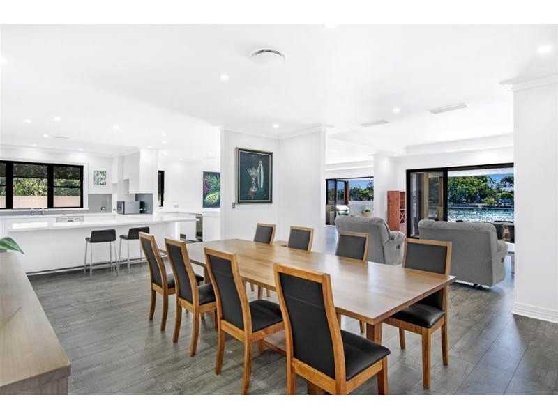 50 Sunrise Boulevard, Surfers Paradise QLD 4217