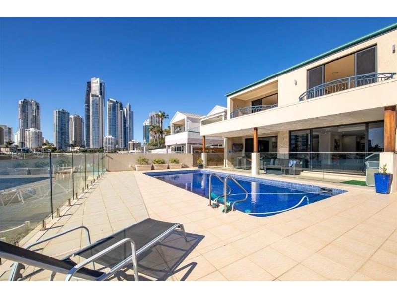 50 Sunrise Boulevard, Surfers Paradise QLD 4217