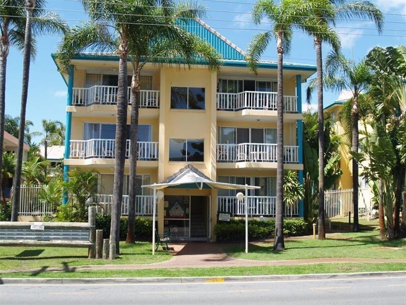 30 Monaco Street, Broadbeach QLD 4218