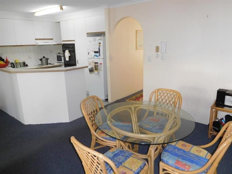 1 Cronin Avenue, Main Beach QLD 4217