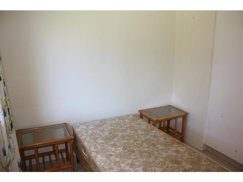 19 Thomas Drive, Chevron Island QLD 4217