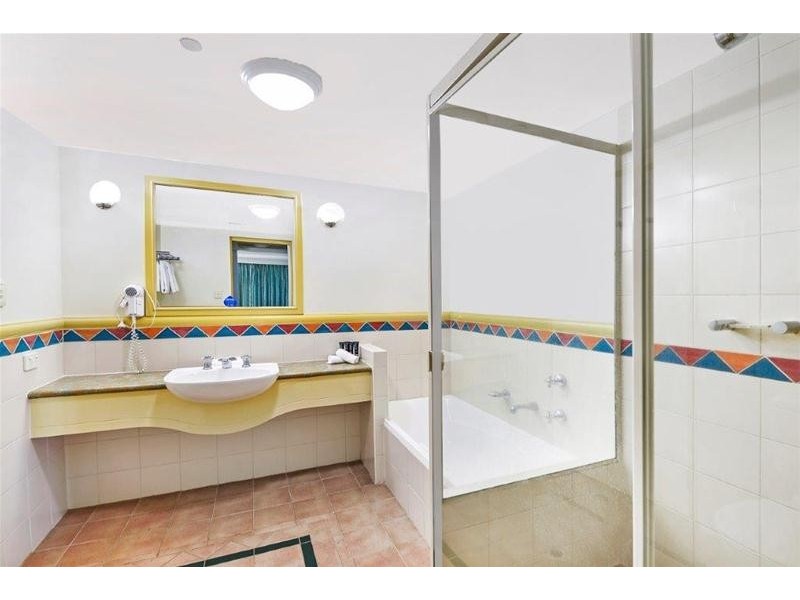 610/5-19 Palm Avenue, Surfers Paradise QLD 4217
