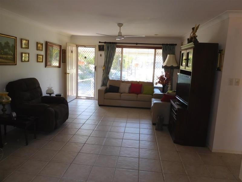 33  Edmund Rice Drive, Southport QLD 4215