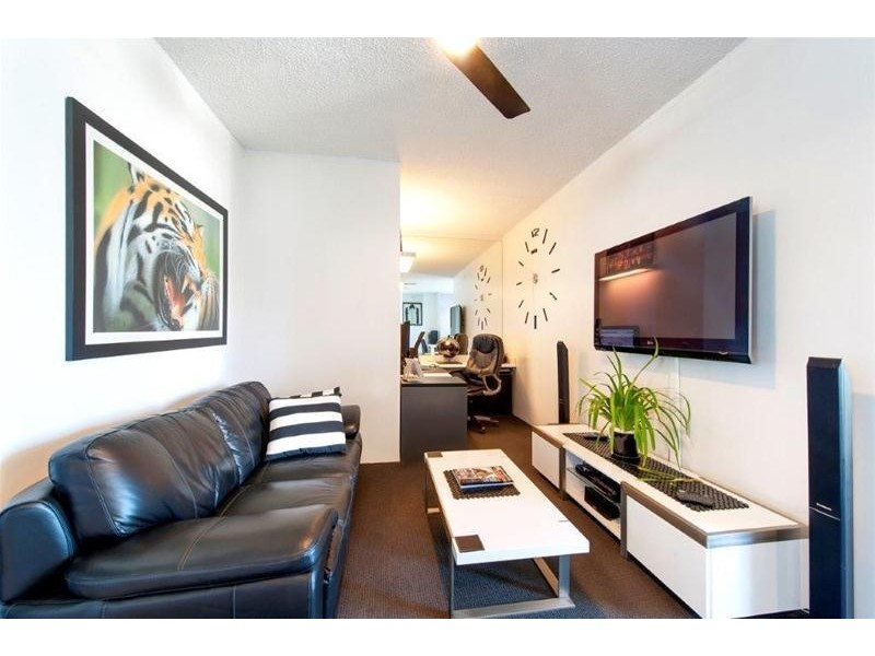 21 Clifford Street, Surfers Paradise QLD 4217