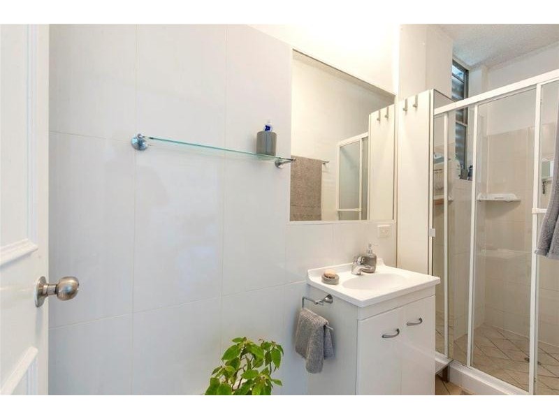 21 Clifford Street, Surfers Paradise QLD 4217