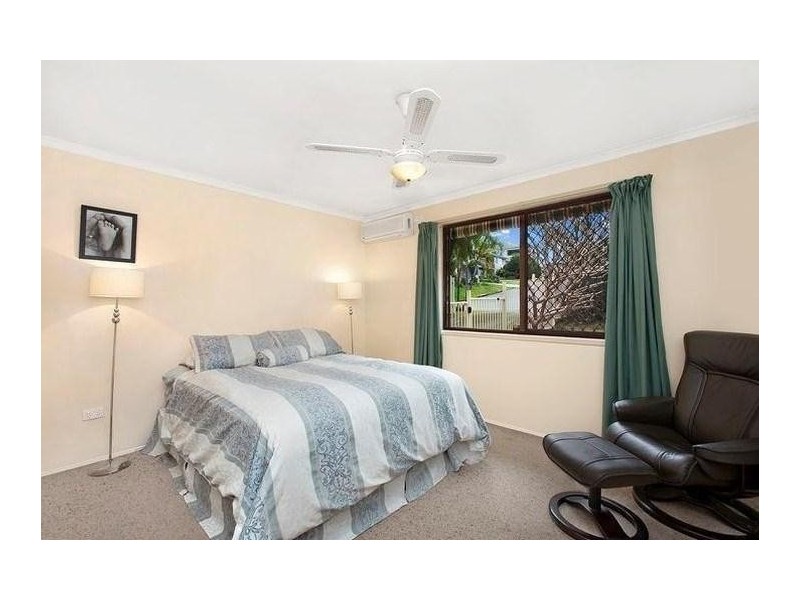 36 Wistaria Avenue, Southport QLD 4215