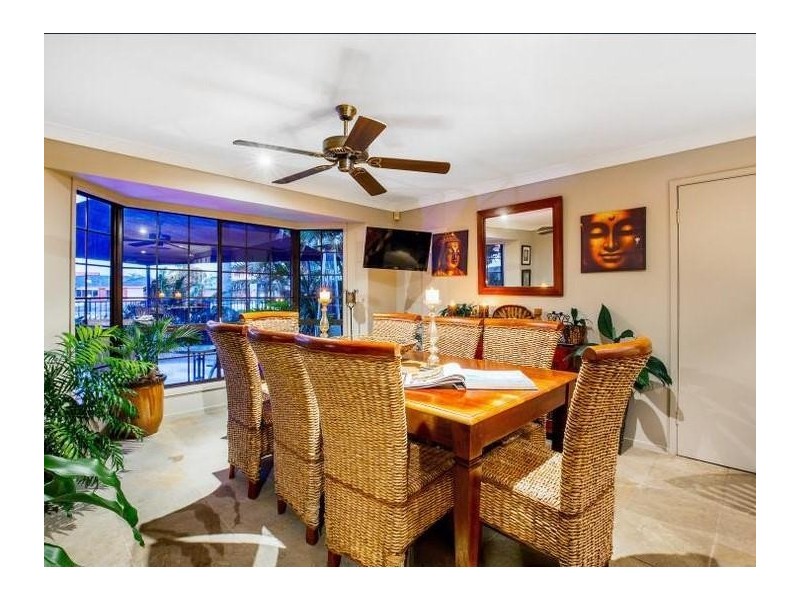 343 Bayview Street, Hollywell QLD 4216