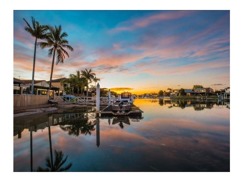 343 Bayview Street, Hollywell QLD 4216