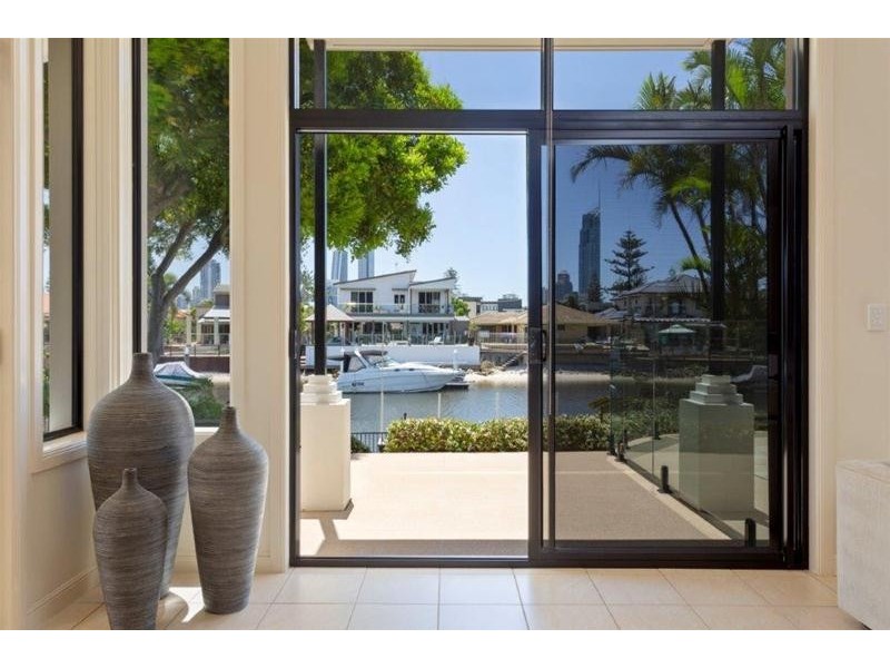 1/21  Vespa Crescent, Surfers Paradise QLD 4217