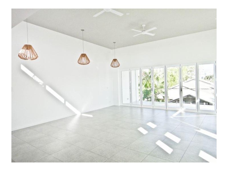 28 Blondell Avenue, Surfers Paradise QLD 4217