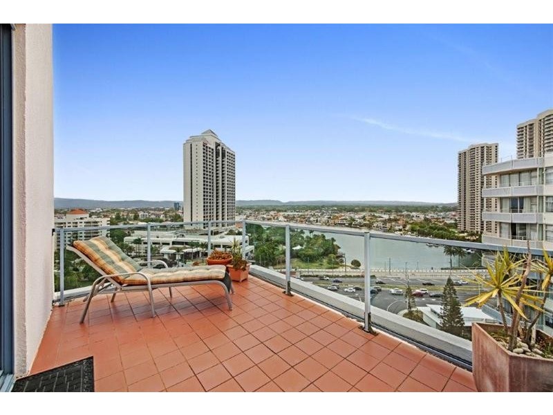 ‘Mustique’ Penthouse 3456 Main Beach Parade, Main Beach QLD 4217