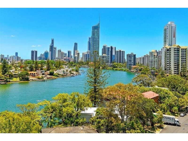 30/37 Monaco Street, Broadbeach QLD 4218