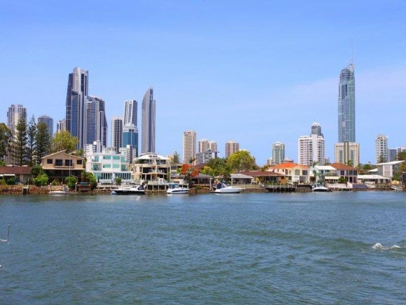 65 The Promenade, Isle Of Capri QLD 4217