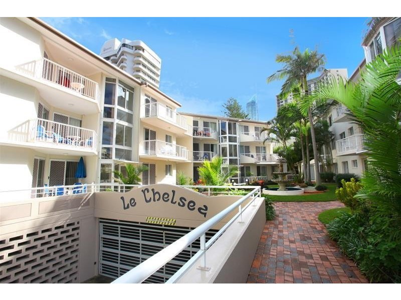 11 Frederick Street Le Chelsea, Surfers Paradise QLD 4217