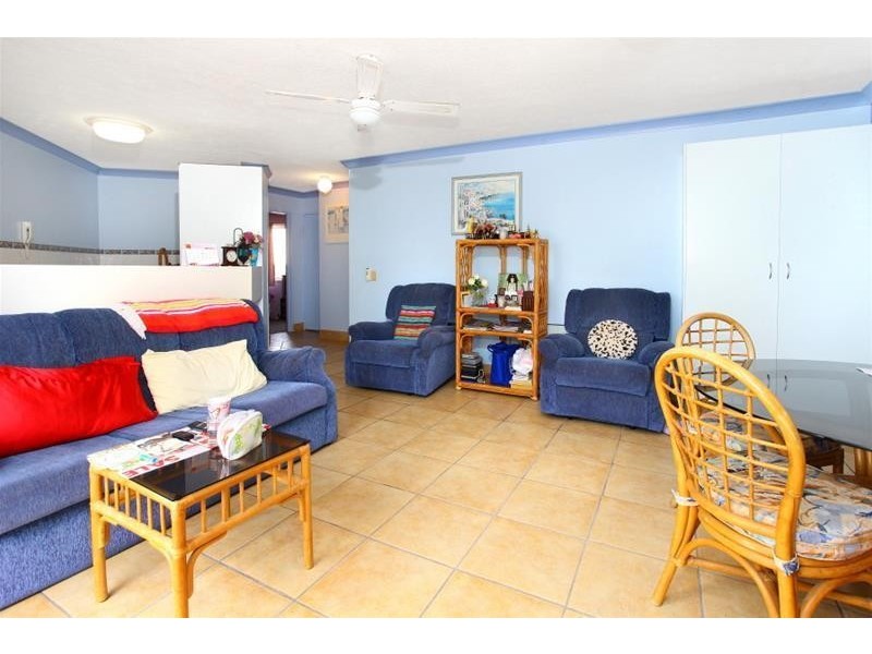 11 Frederick Street Le Chelsea, Surfers Paradise QLD 4217