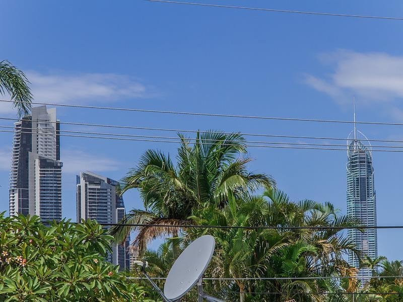 4  Capistrano Court, Southport QLD 4215