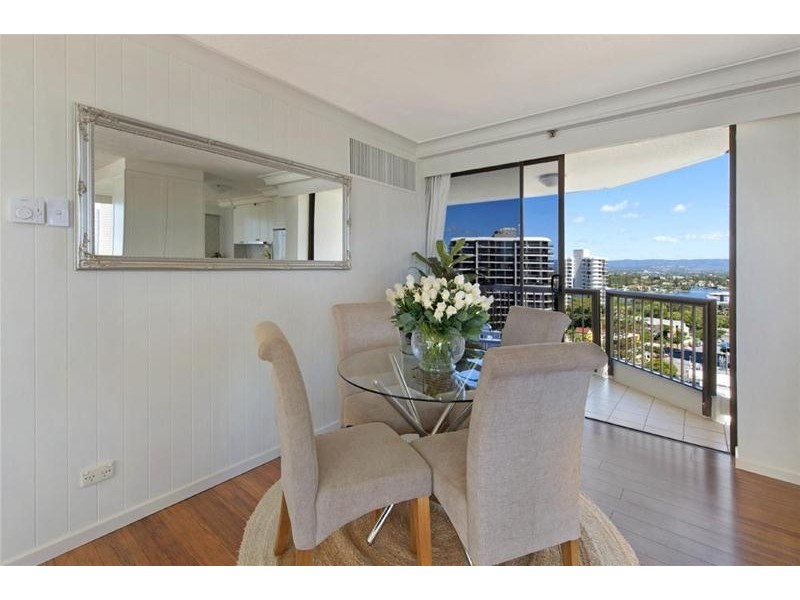 ‘Longbeach’ 28 Northcliffe Terrace, Surfers Paradise QLD 4217