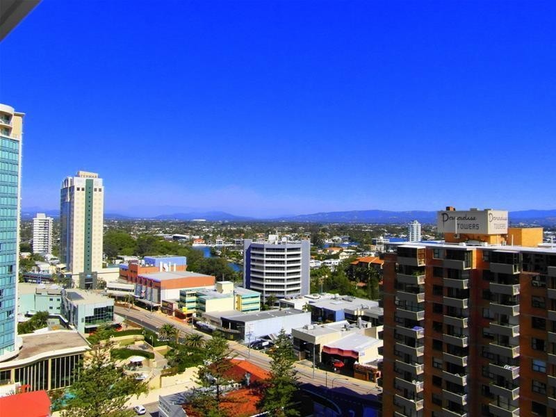 18 Hanlan Street ‘Beachcomber’, Surfers Paradise QLD 4217