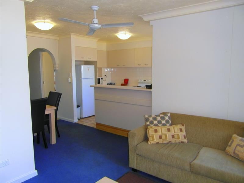 18 Hanlan Street ‘Beachcomber’, Surfers Paradise QLD 4217