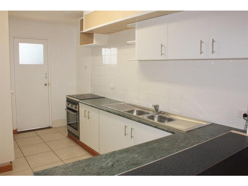 13/34 Remembrance Drive, Surfers Paradise QLD 4217