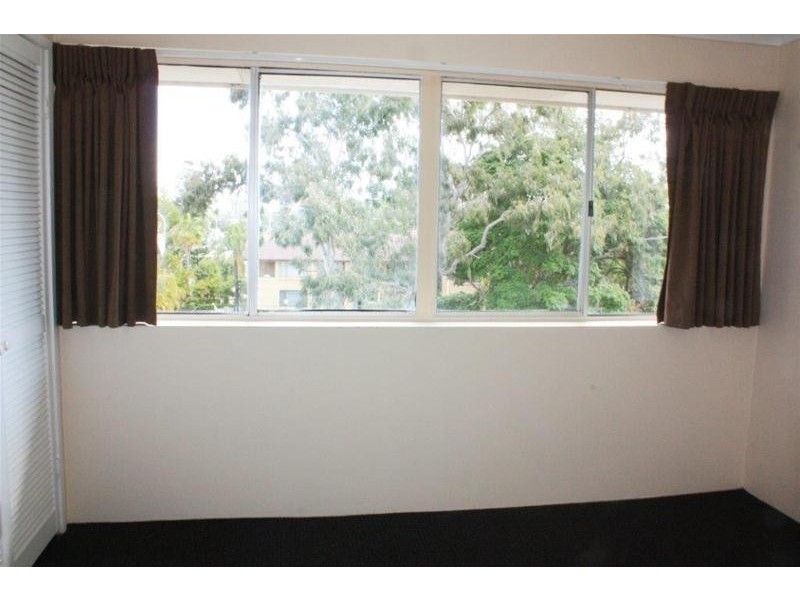 13/34 Remembrance Drive, Surfers Paradise QLD 4217