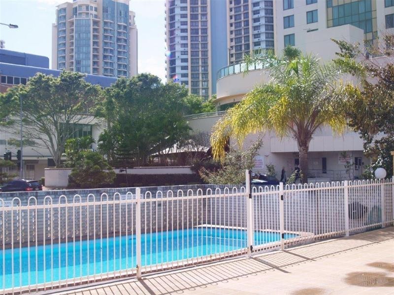 13/34 Remembrance Drive, Surfers Paradise QLD 4217
