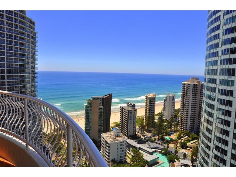 30 Laycock Street “Aegean”, Surfers Paradise QLD 4217