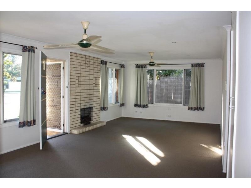 47 Savoy Drive, Broadbeach Waters QLD 4218