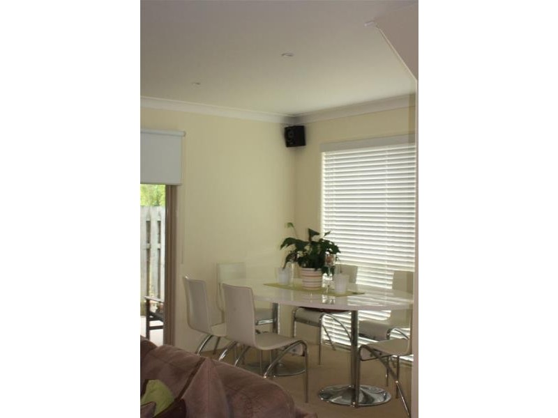 64 Marble Arch Place, Arundel QLD 4214