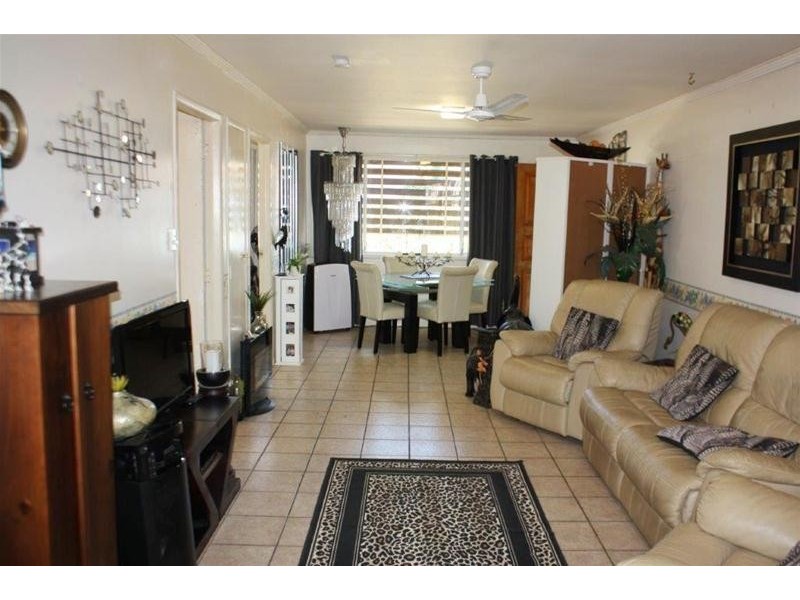 2/27 Oak Avenue, Surfers Paradise QLD 4217