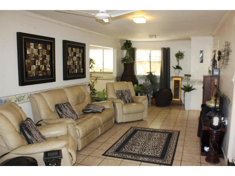 2/27 Oak Avenue, Surfers Paradise QLD 4217