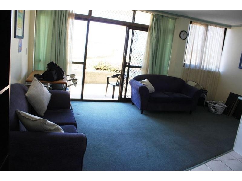 202/9 Trickett Street, Surfers Paradise QLD 4217