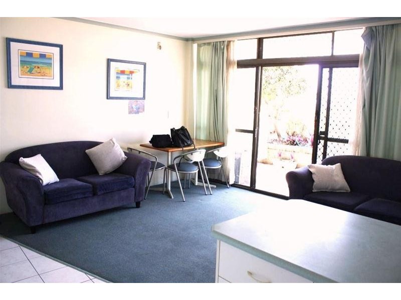 202/9 Trickett Street, Surfers Paradise QLD 4217